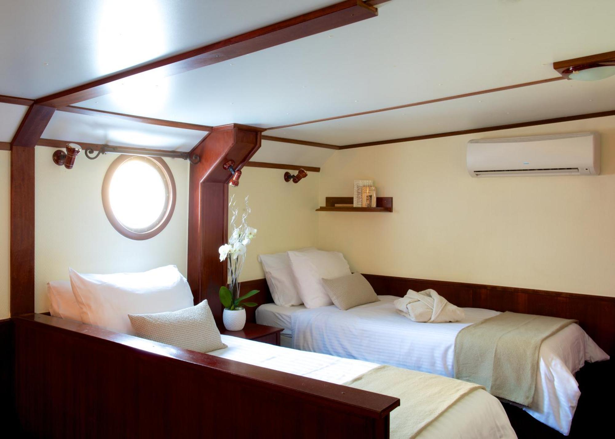 Bateau Hotel A Quai Le Chardonnay Avignon Bilik gambar